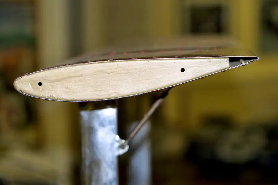 142 | 2004 | Donington | Grand Prix Collection | Lotus-Ford Cosworth 49B (1968) | © carsten riede fotografie