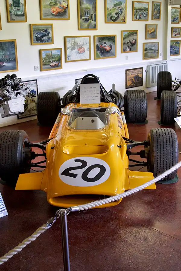 163 | 2004 | Donington | Grand Prix Collection | McLaren-Ford Cosworth M9A (1969) | © carsten riede fotografie