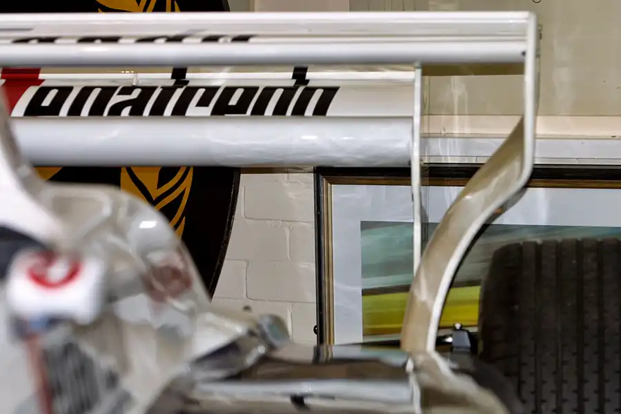 194 | 2004 | Donington | Grand Prix Collection | Toleman-Hart TG184 (1984) | © carsten riede fotografie