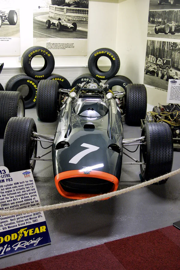 062 | 2004 | Donington | Grand Prix Collection | BRM P83 (1966-1967) | © carsten riede fotografie