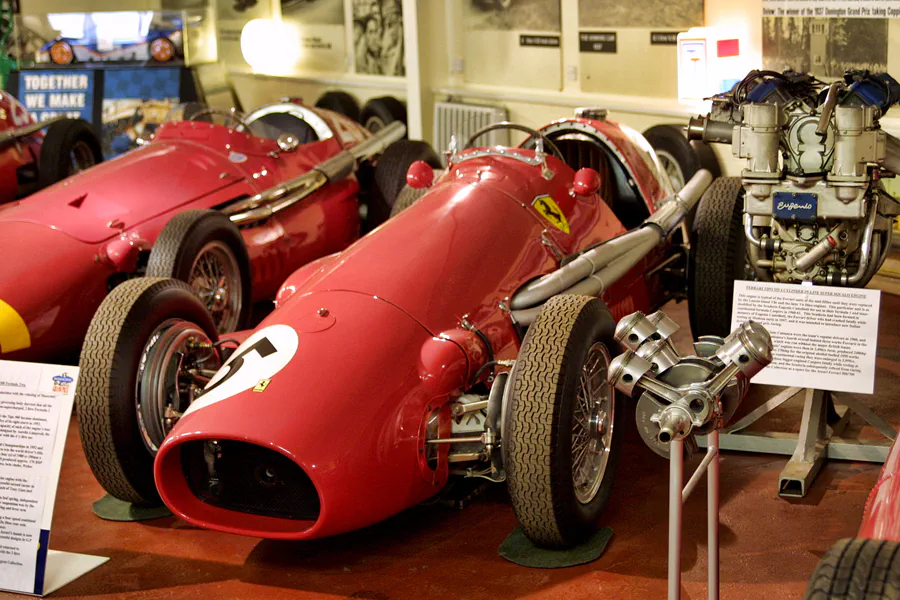096 | 2004 | Donington | Grand Prix Collection | Ferrari 500 (1951-1954) | © carsten riede fotografie