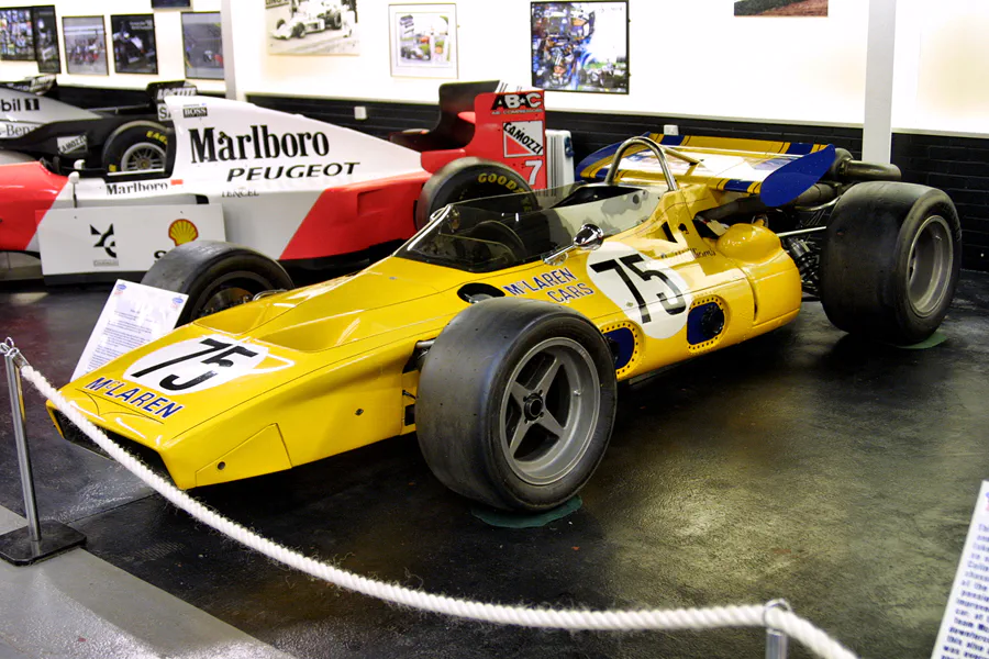 149 | 2004 | Donington | Grand Prix Collection | McLaren M15 Indy | © carsten riede fotografie
