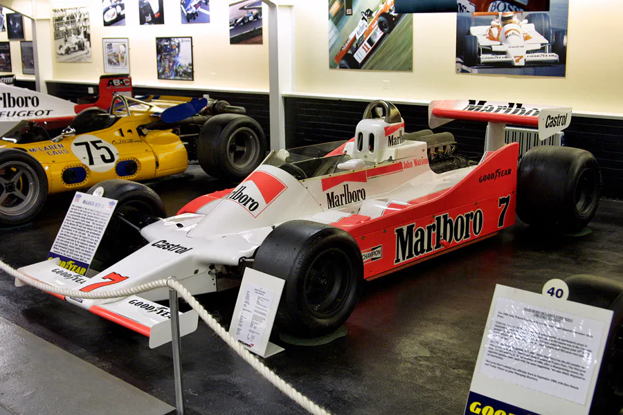 154 | 2004 | Donington | Grand Prix Collection | McLaren-Ford Cosworth M28-3 (1979) | © carsten riede fotografie