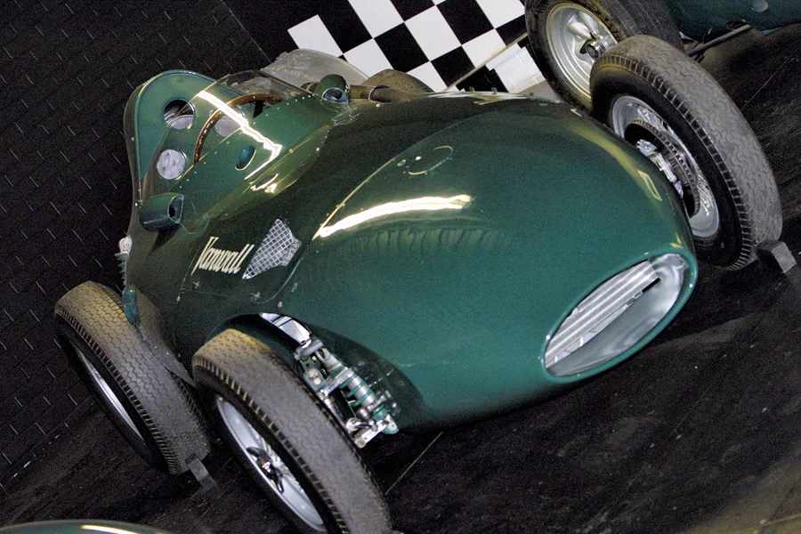 206 | 2004 | Donington | Grand Prix Collection | Vanwall VW5-10 (1957-1959) | © carsten riede fotografie