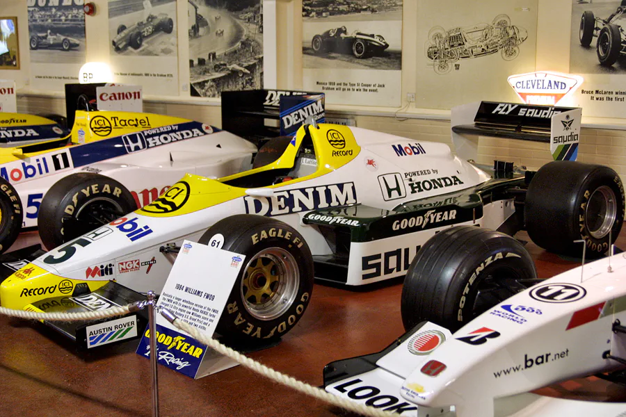 214 | 2004 | Donington | Grand Prix Collection | Williams-Honda FW09 (1983-1984) | © carsten riede fotografie