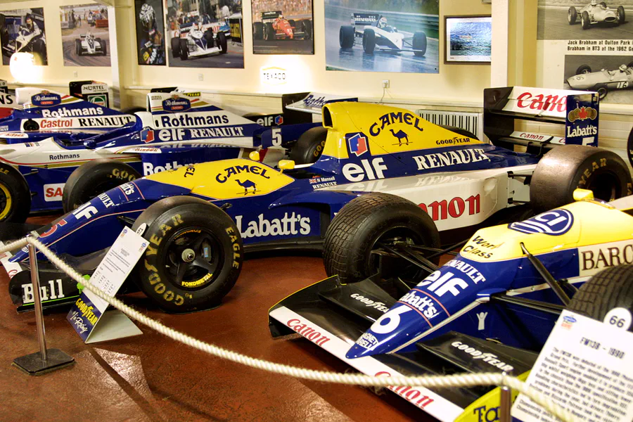 220 | 2004 | Donington | Grand Prix Collection | Williams-Renault FW14B (1992) | © carsten riede fotografie