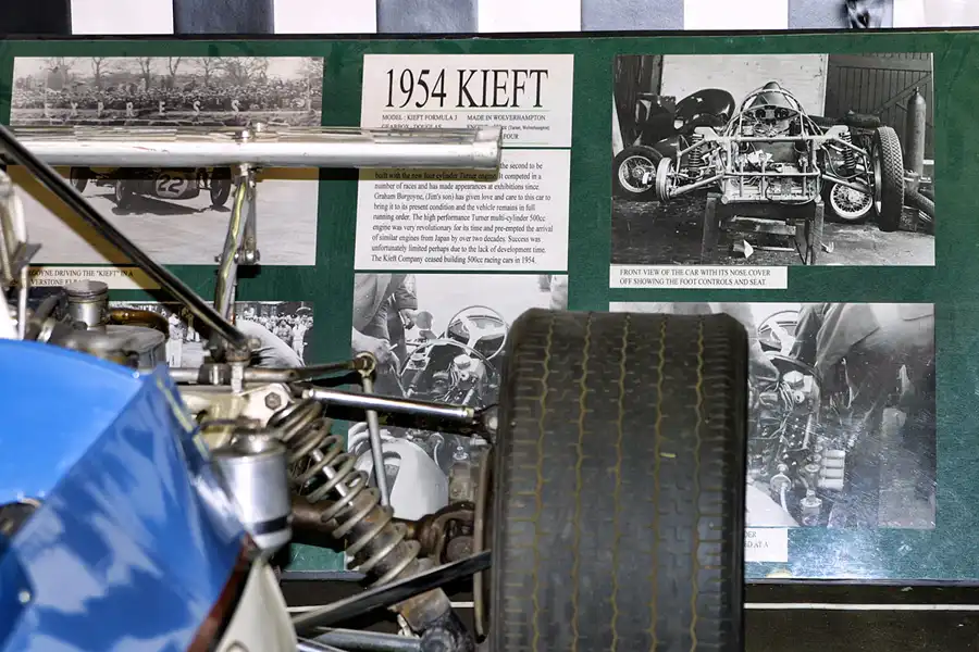 025 | 2004 | Coventry | Transport Museum | © carsten riede fotografie