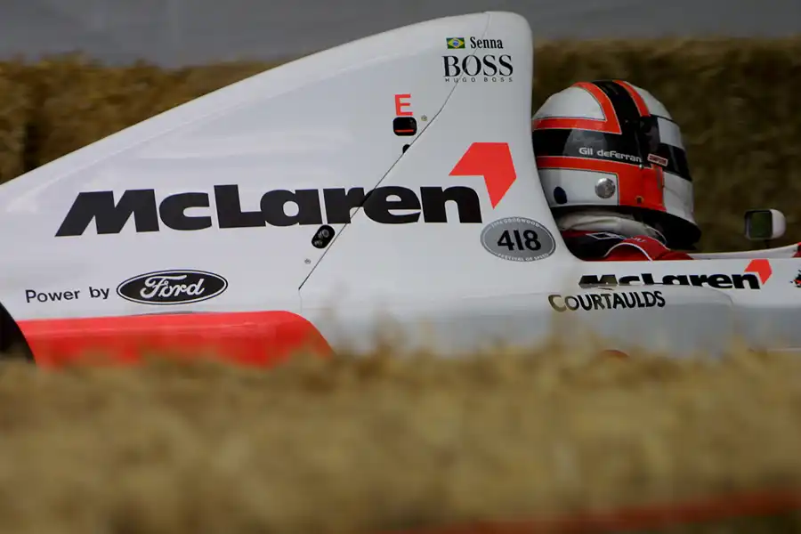 171 | 2004 | Goodwood | Festival Of Speed | McLaren-Ford Cosworth MP4/8 (1993) | Gil De Ferran | © carsten riede fotografie