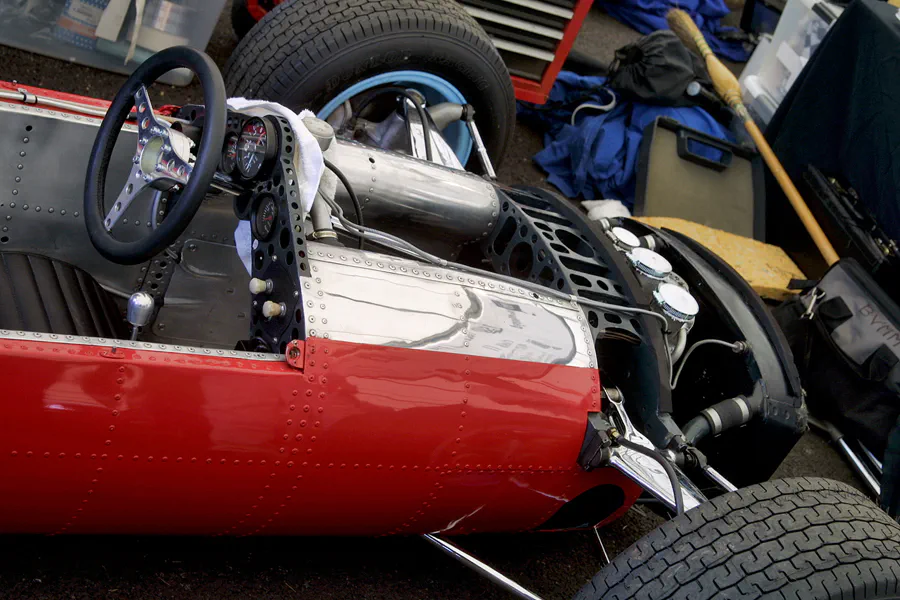 092 | 2004 | Goodwood | Festival Of Speed | Ferrari 158 (1964-1965) | © carsten riede fotografie