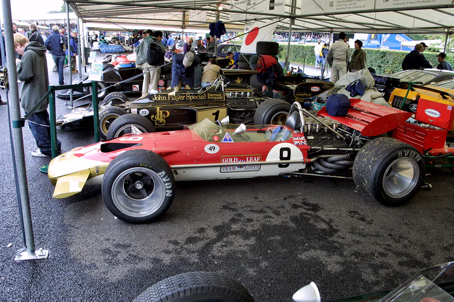 149 | 2004 | Goodwood | Festival Of Speed | Lotus-Ford Cosworth 49B (1968-1970) | © carsten riede fotografie
