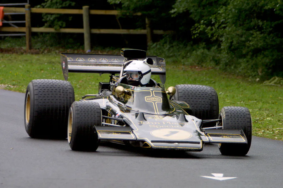 150 | 2004 | Goodwood | Festival Of Speed | Lotus-Ford Cosworth 72E (1973-1975) | © carsten riede fotografie