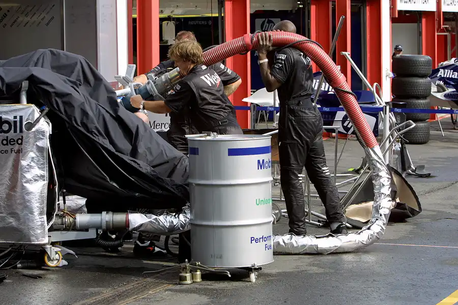 080 | 2004 | Spa-Francorchamps | McLaren-Mercedes Benz MP4-19B | © carsten riede fotografie