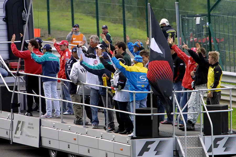180 | 2004 | Spa-Francorchamps | Circuit De Spa-Francorchamps | Drivers Parade | © carsten riede fotografie