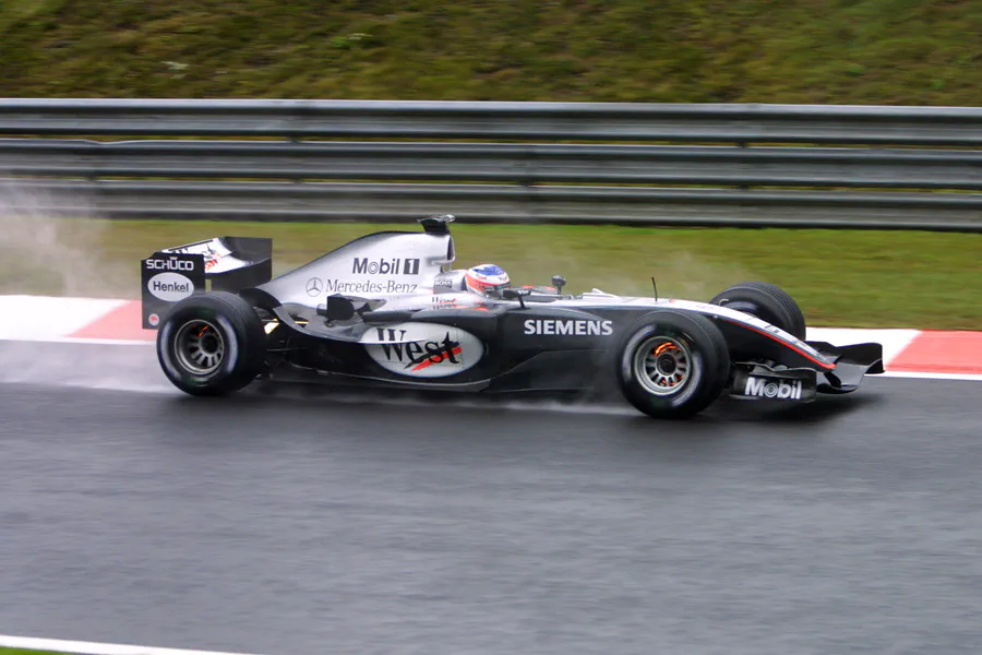 076 | 2004 | Spa-Francorchamps | McLaren-Mercedes Benz MP4-19B | Kimi Raikkonen | © carsten riede fotografie