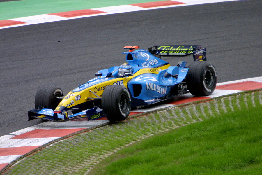 116 | 2004 | Spa-Francorchamps | Renault R24 | Jarno Trulli | © carsten riede fotografie