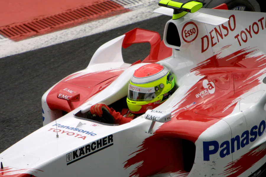 141 | 2004 | Spa-Francorchamps | Toyota TF104 | Ryan Briscoe | © carsten riede fotografie