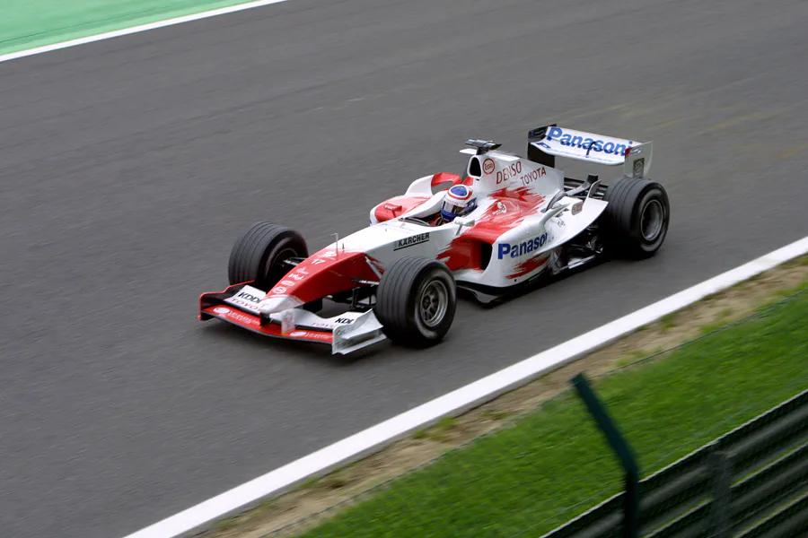 145 | 2004 | Spa-Francorchamps | Toyota TF104B | Olivier Panis | © carsten riede fotografie
