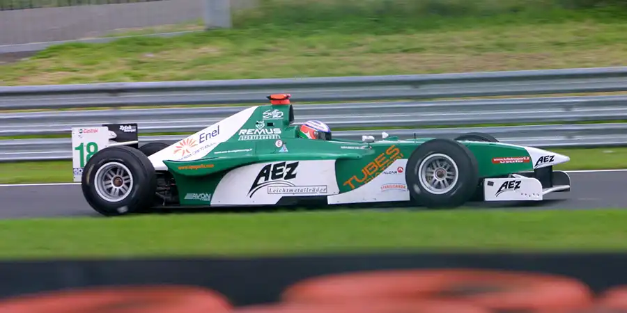 008 | 2004 | Spa-Francorchamps | Lola-Zytek B2/50 | Matteo Grassotto | © carsten riede fotografie