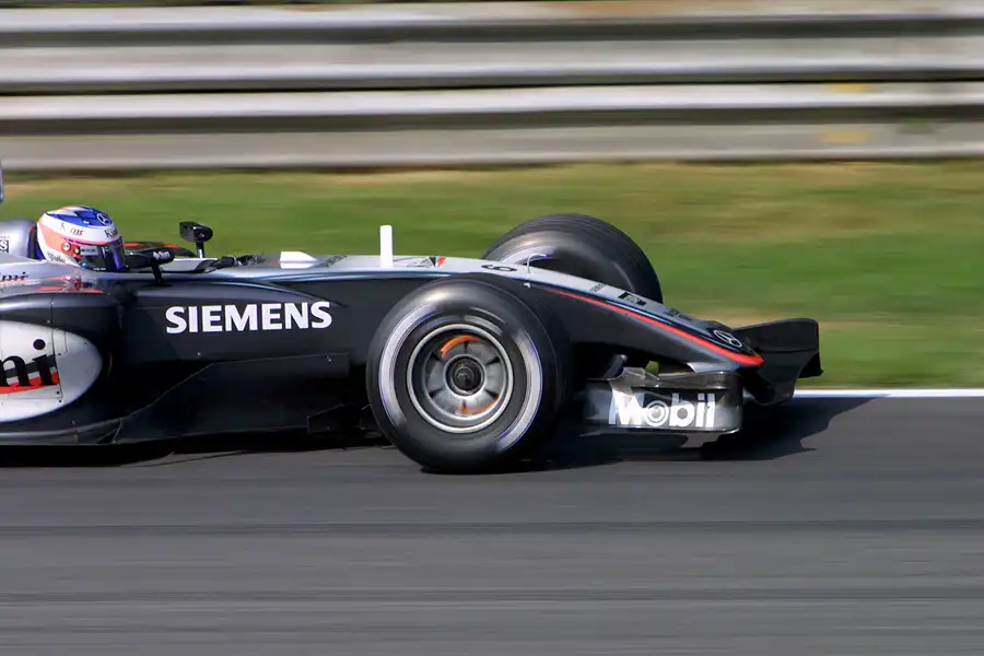 060 | 2004 | Monza | McLaren-Mercedes Benz MP4-19B | Kimi Raikkonen | © carsten riede fotografie