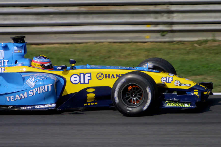 073 | 2004 | Monza | Renault R24 | Fernando Alonso | © carsten riede fotografie