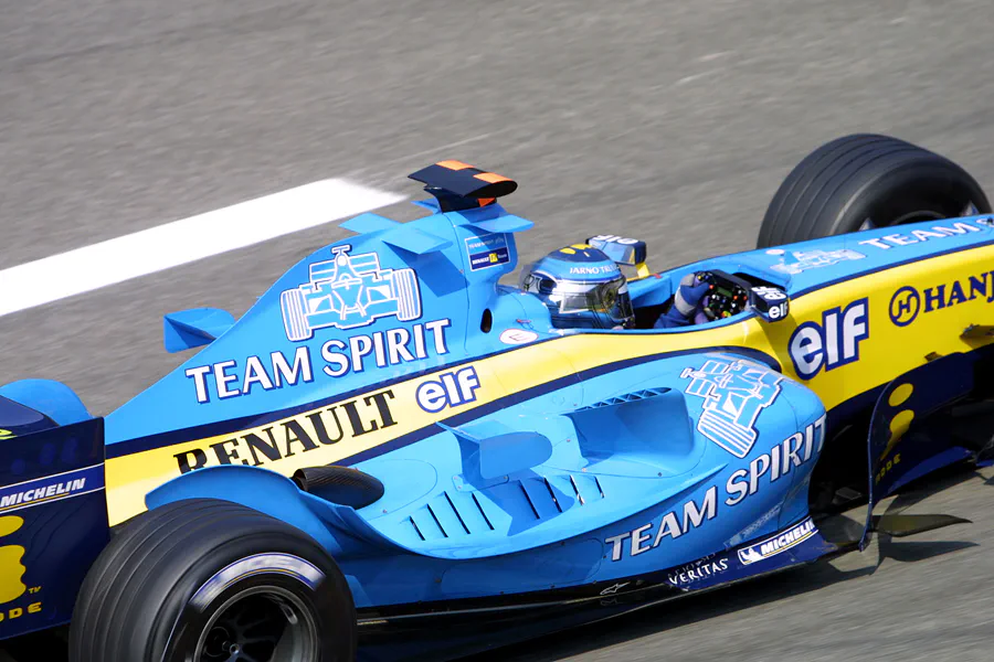 081 | 2004 | Monza | Renault R24 | Jarno Trulli | © carsten riede fotografie