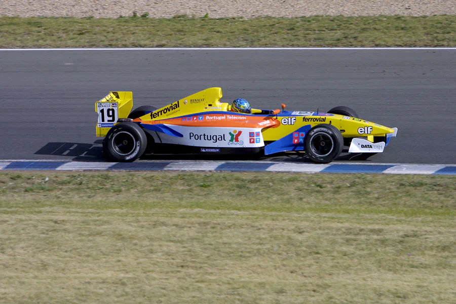 056 | 2004 | Motopark Oschersleben | Formula Renault V6 | Cesar Campanico | © carsten riede fotografie