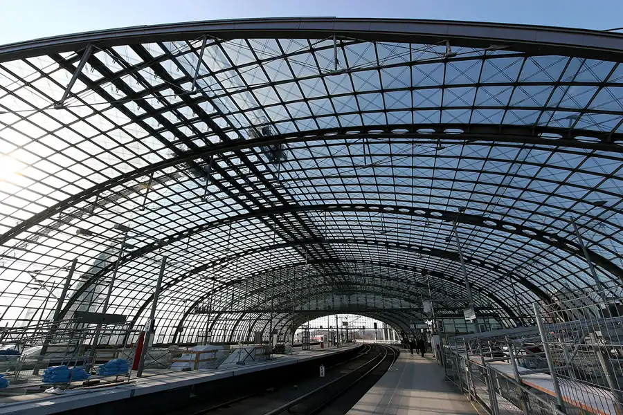 008 | 2005 | Berlin | Hauptbahnhof | © carsten riede fotografie