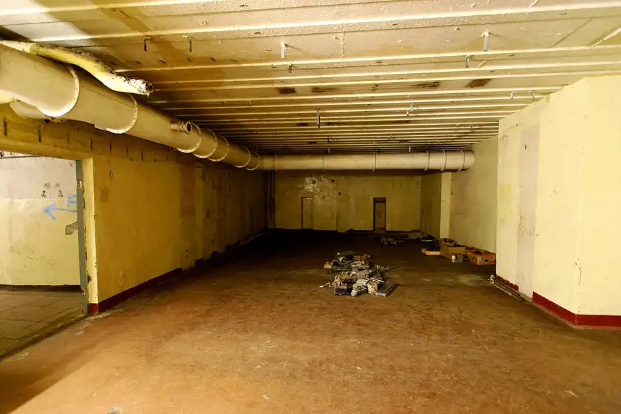 059 | 2005 | Wünsdorf-Waldstadt | Fernmeldebunker Zeppelin (Amt 500) | © carsten riede fotografie