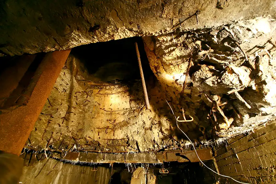 063 | 2005 | Wünsdorf-Waldstadt | Fernmeldebunker Zeppelin (Amt 500) | © carsten riede fotografie
