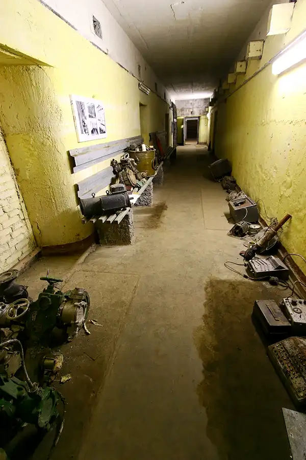 069 | 2005 | Wünsdorf-Waldstadt | Fernmeldebunker Zeppelin (Amt 500) | © carsten riede fotografie