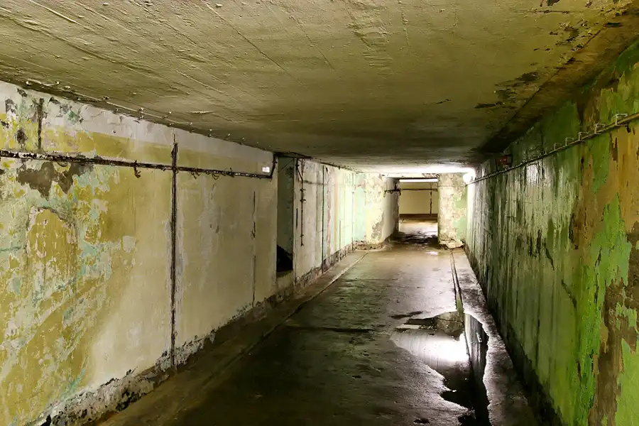 072 | 2005 | Wünsdorf-Waldstadt | Fernmeldebunker Zeppelin (Amt 500) | © carsten riede fotografie