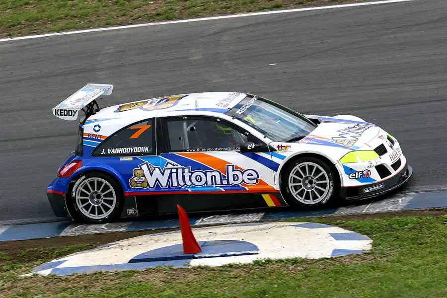 060 | 2005 | Motorsport Arena Oschersleben | Eurocup Megane Trophy | © carsten riede fotografie