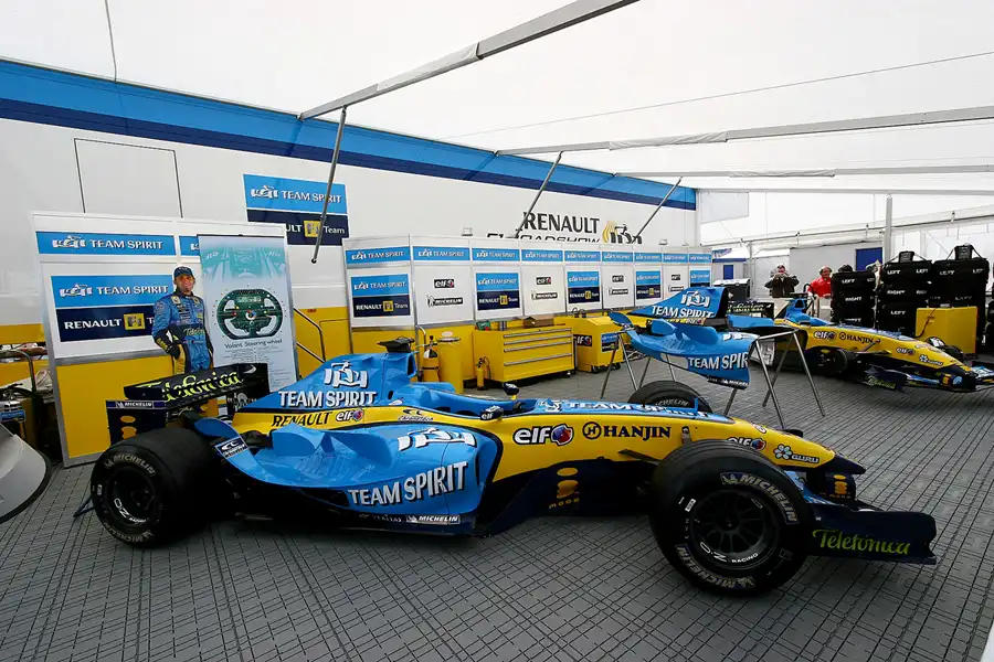 074 | 2005 | Motorsport Arena Oschersleben | Renault R24 | © carsten riede fotografie