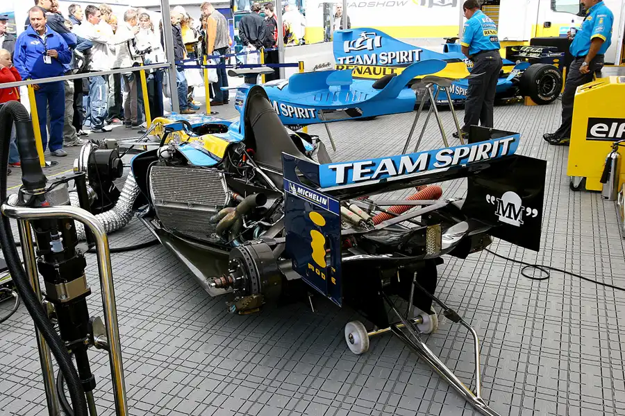 075 | 2005 | Motorsport Arena Oschersleben | Renault R24 | © carsten riede fotografie