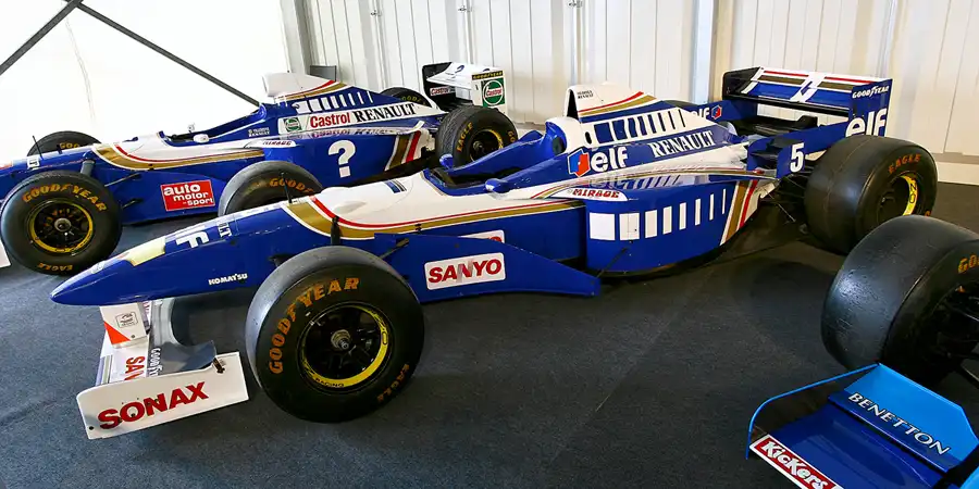 092 | 2005 | Motorsport Arena Oschersleben | Williams-Renault FW18 (1996) | © carsten riede fotografie