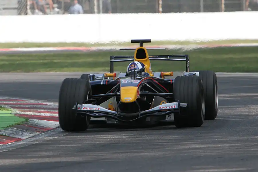 130 | 2005 | Monza | Red Bull-Cosworth RB1 | David Coulthard | © carsten riede fotografie