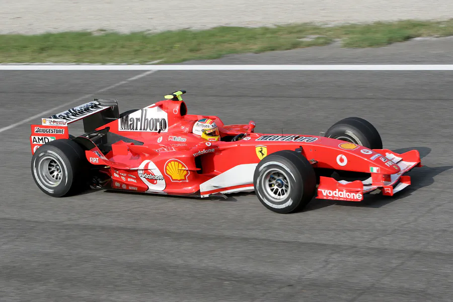 038 | 2005 | Monza | Ferrari F2005 | Luca Badoer | © carsten riede fotografie