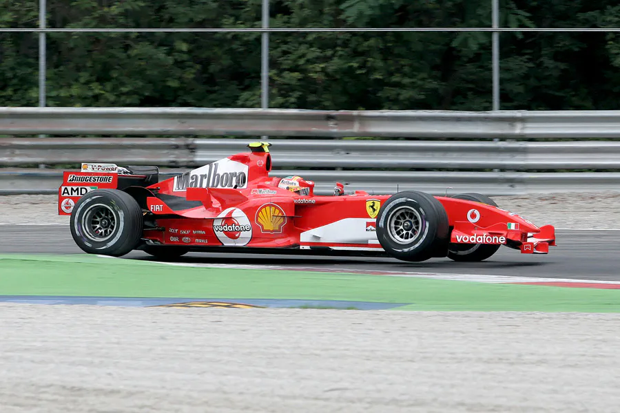 041 | 2005 | Monza | Ferrari F2005 | Luca Badoer | © carsten riede fotografie