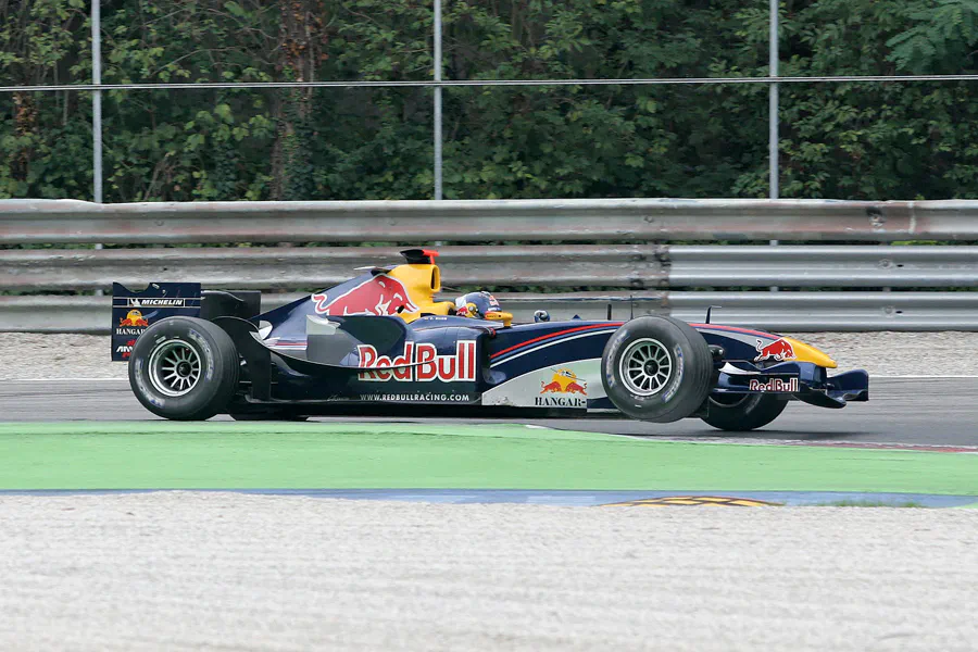 124 | 2005 | Monza | Red Bull-Cosworth RB1 | Christian Klien | © carsten riede fotografie