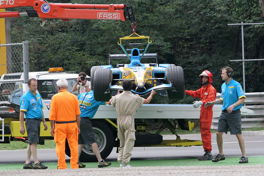 164 | 2005 | Monza | Renault R25 | Giancarlo Fisichella | © carsten riede fotografie