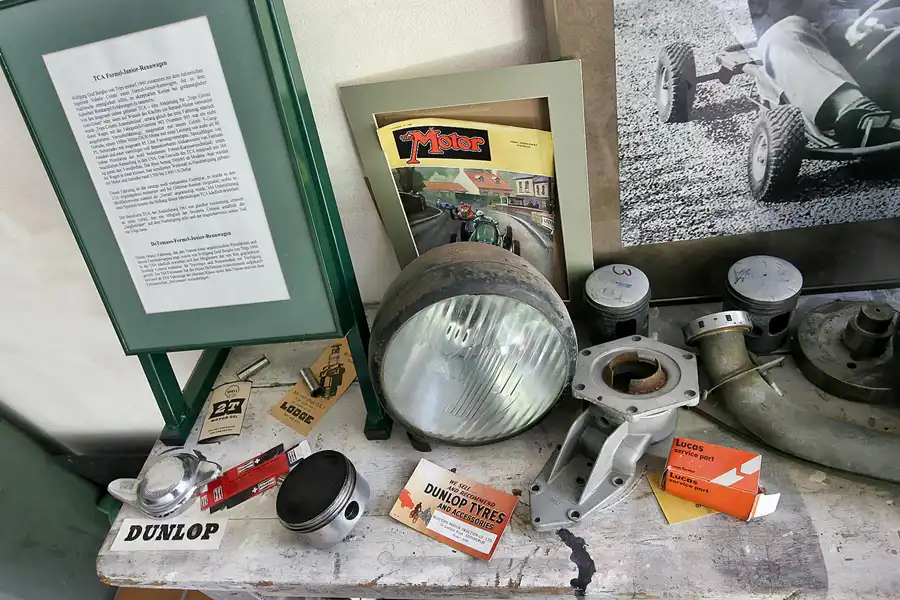 015 | 2005 | Kerpen-Horrem | Villa Trips | © carsten riede fotografie