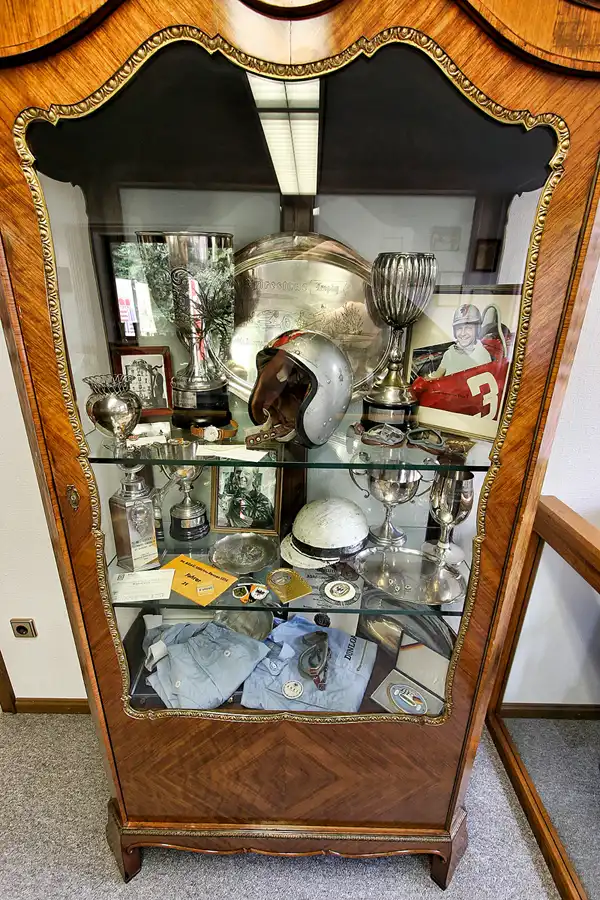 037 | 2005 | Kerpen-Horrem | Villa Trips | © carsten riede fotografie