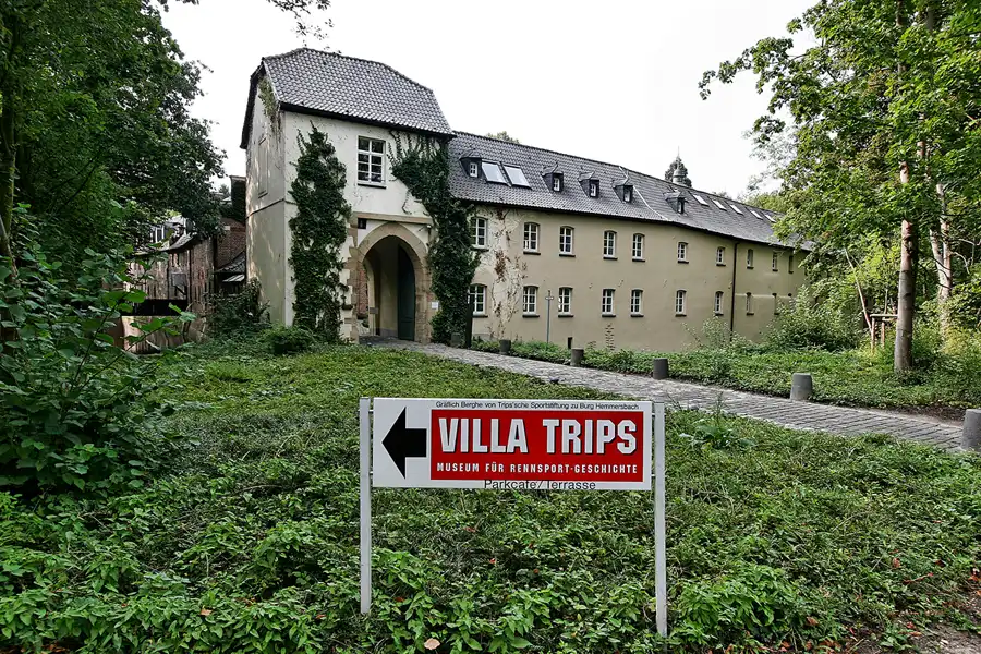 047 | 2005 | Kerpen-Horrem | Villa Trips | © carsten riede fotografie