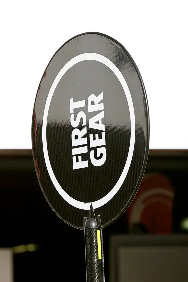 237 | 2005 | Spa-Francorchamps | Circuit De Spa-Francorchamps | Pit Lane | © carsten riede fotografie