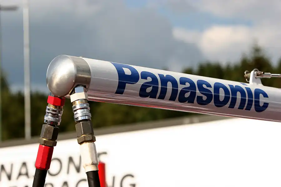 241 | 2005 | Spa-Francorchamps | Circuit De Spa-Francorchamps | Pit Lane | © carsten riede fotografie