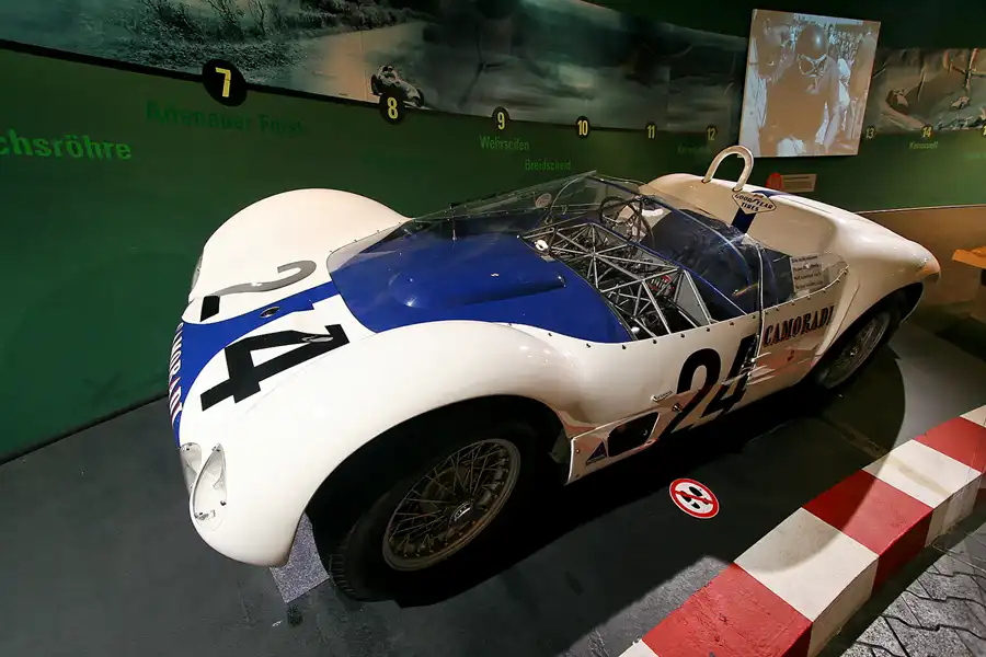 018 | 2005 | Nürburgring | Erlebniswelt | © carsten riede fotografie