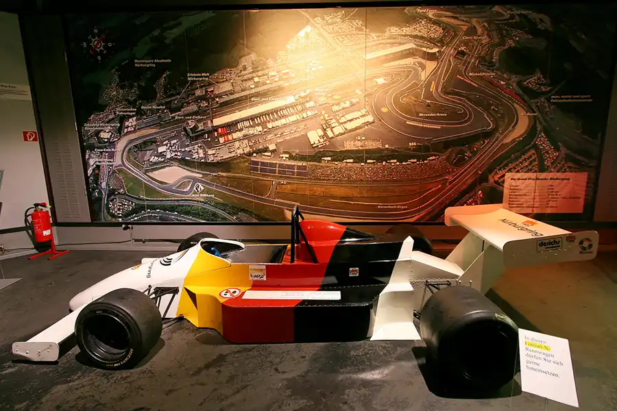 041 | 2005 | Nürburgring | Erlebniswelt | © carsten riede fotografie