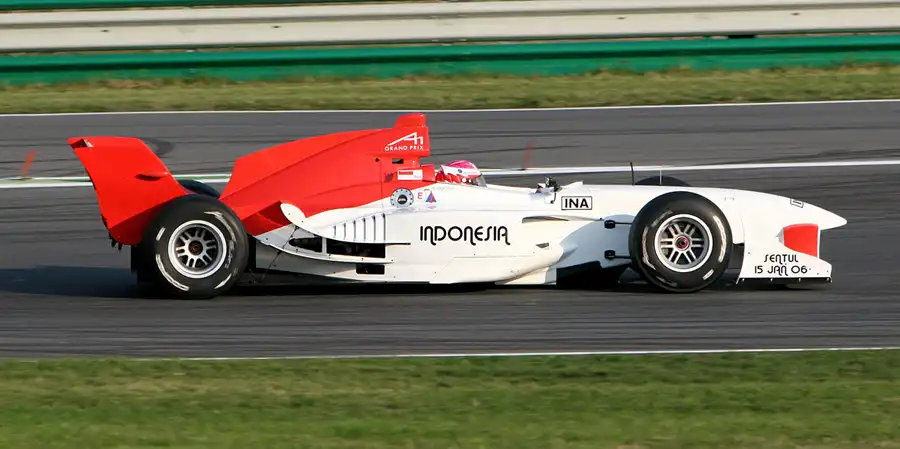 039 | 2005 | Eurospeedway | Team Indonesien | Ananda Mikola | © carsten riede fotografie