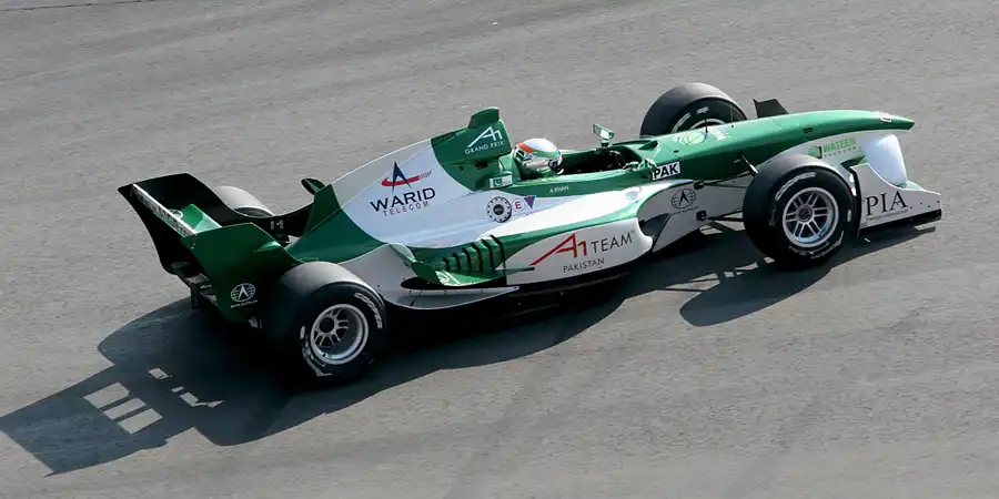 060 | 2005 | Eurospeedway | Team Pakistan | Adam Khan | © carsten riede fotografie