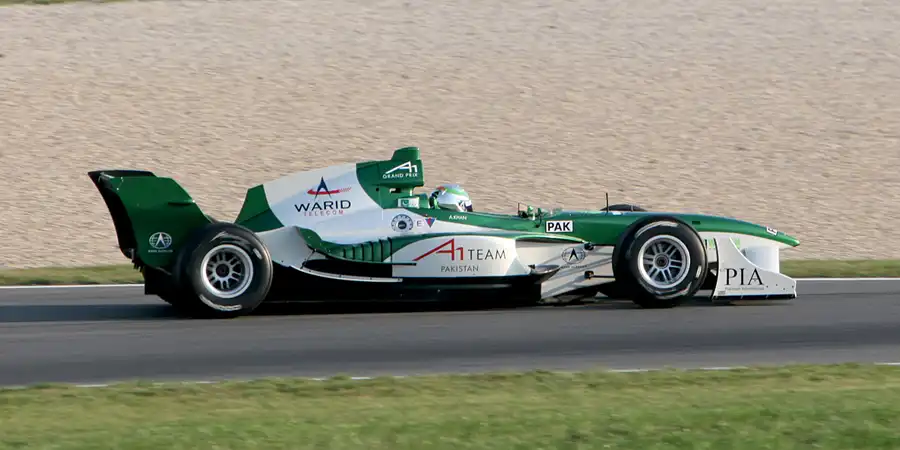 061 | 2005 | Eurospeedway | Team Pakistan | Adam Khan | © carsten riede fotografie